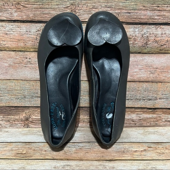 Kork-Ease Cruz Navy Leather Heart Flats - Picture 6 of 8